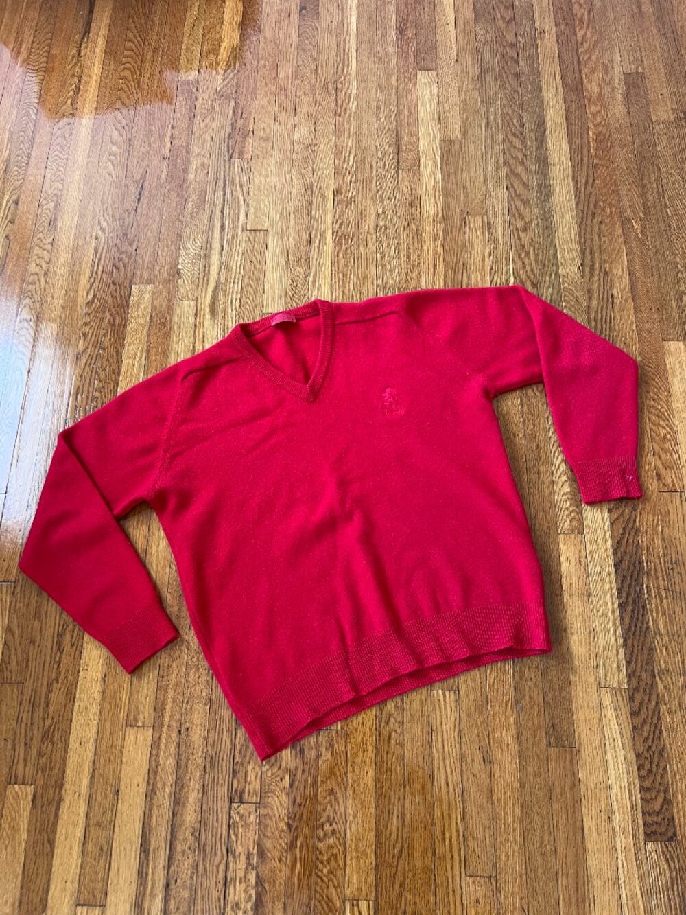 Vintage Pringle Red Wool Scottish Saddle-Sleeve V-Neck Sweater - Men's Large